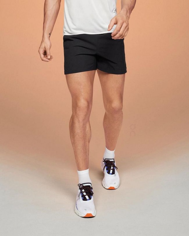 On Running Essential Shorts Herr Svarta | SE_ON8640